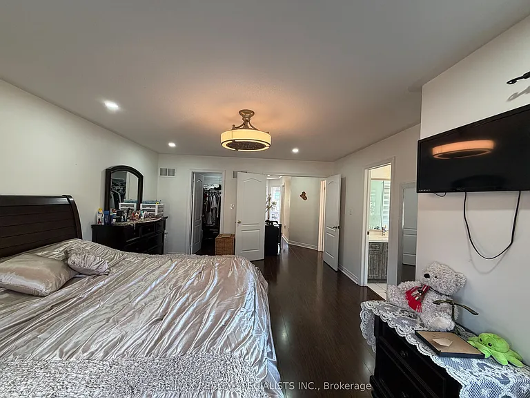214 McCready Dr — Photo 31