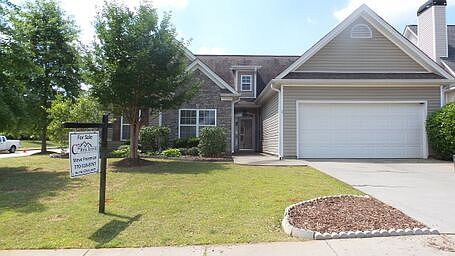1st image of 402 Stillwood Dr