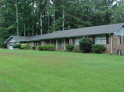 3rd image of 634 Shannon Dr