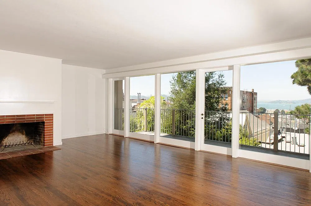 2060 Vallejo St — Photo 3
