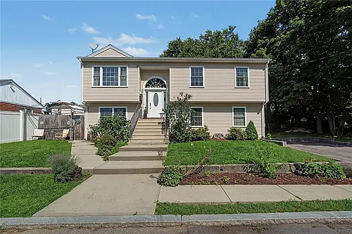 45 Oakwood Ave Photo 1
