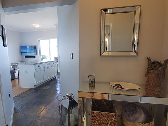 5th image of 388 E Ocean Blvd Unit 1217