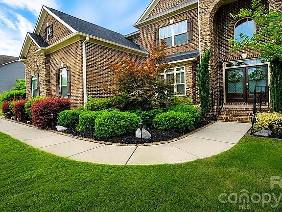 3rd image of 16032 Loch Raven Rd