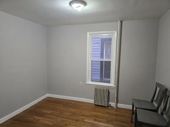 222 Danforth Avenue image 8 of 18