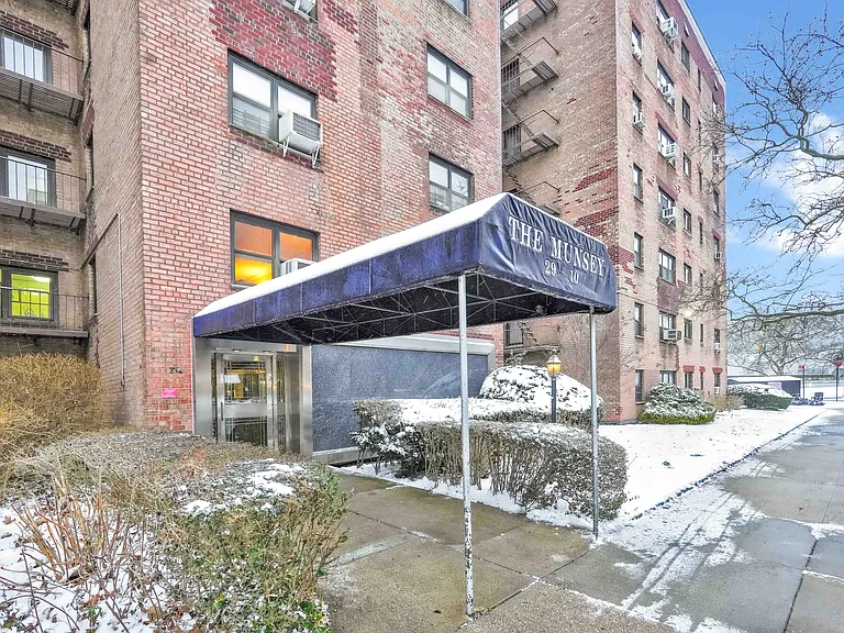 29-10 137th St #GF — Photo 9