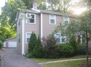 1212 Saint Johns Ave, Highland Park, IL