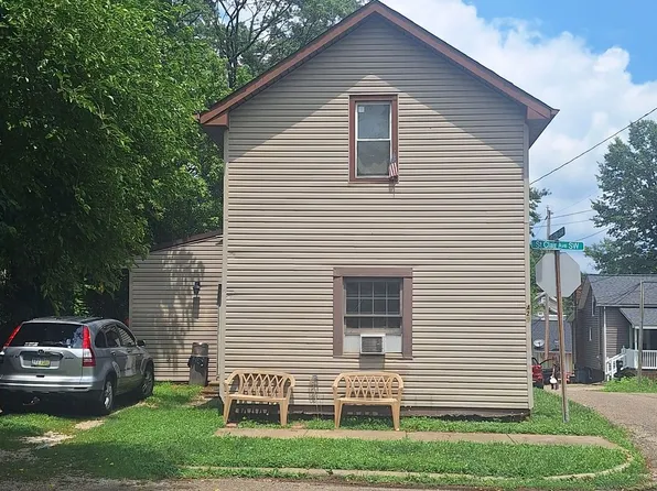 429 Saint Clair Ave SW, New Philadelphia, OH 44663
