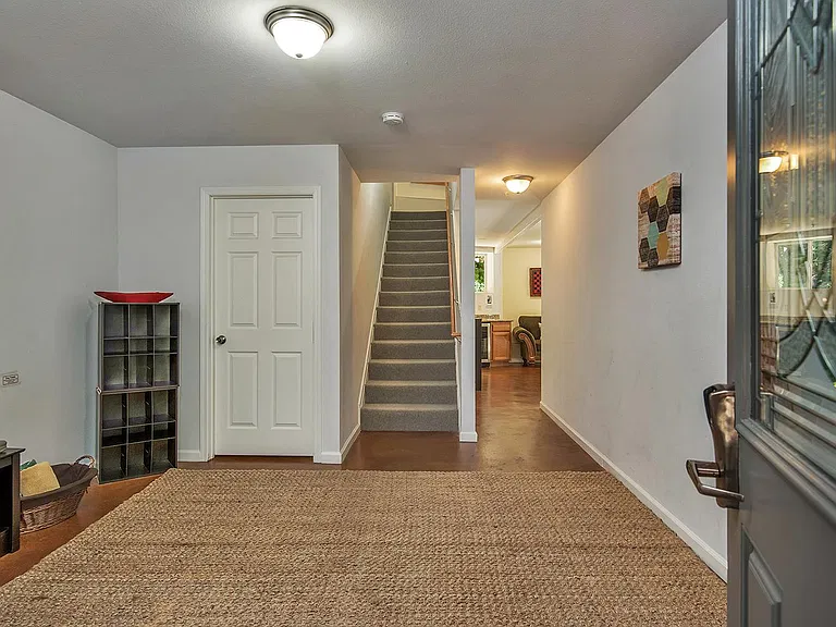14978 Merry Ln — Photo 3