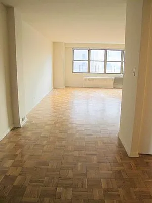 Rented by Living New York | media 63