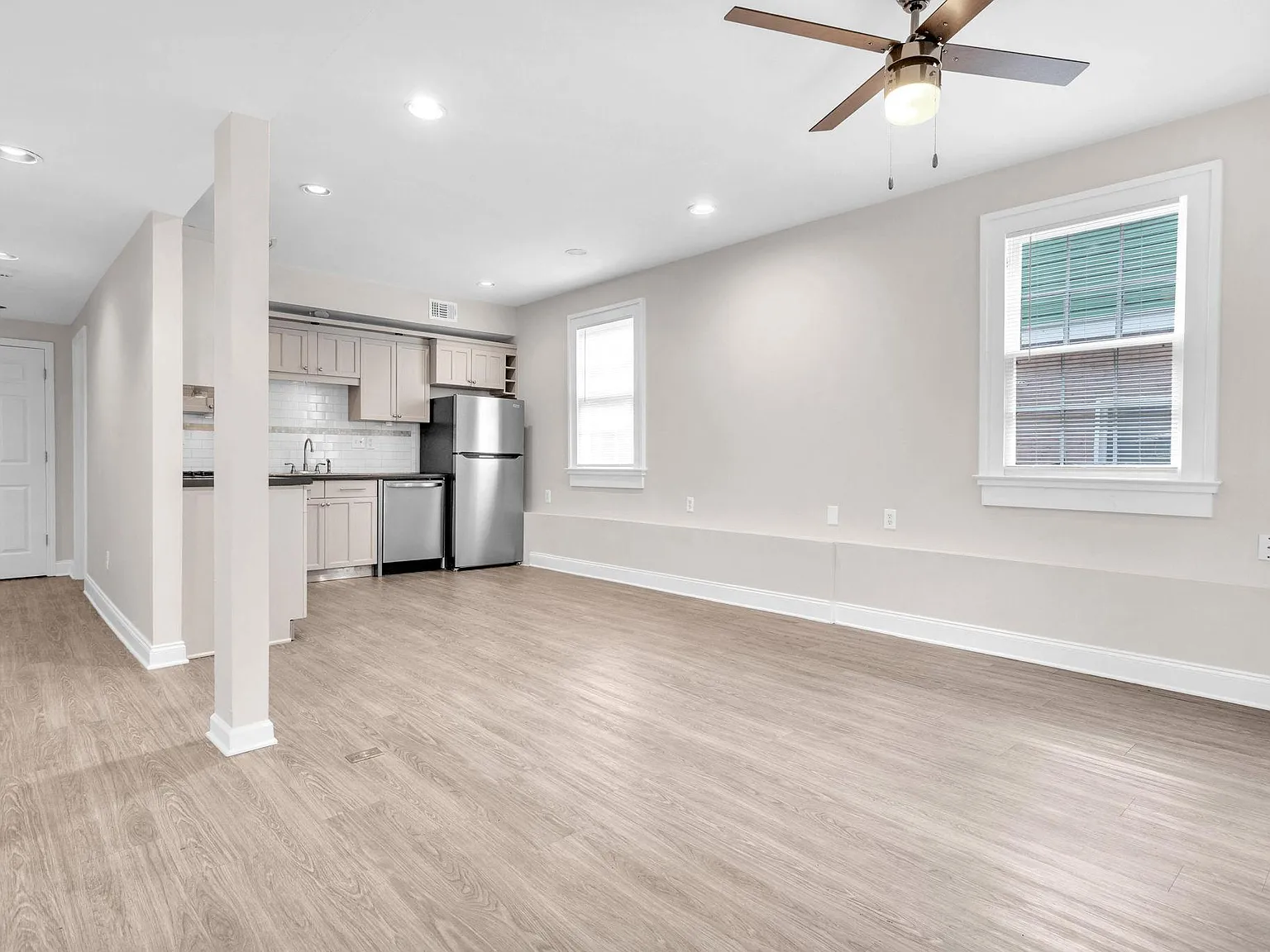 3 bed, 1108 sqft, $2,000 — Photo 3