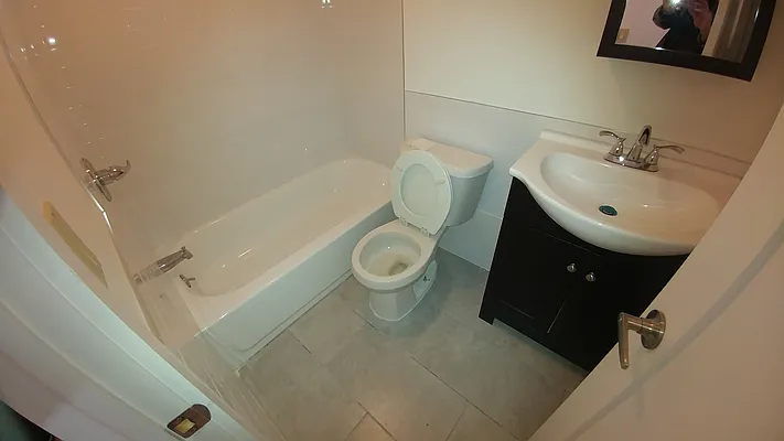 Rented by Downtown Mgt & Realty LLC | media 17