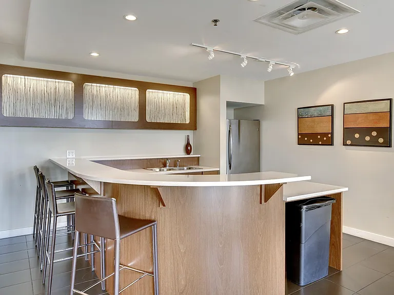 929 Portland Ave #809 — Photo 22