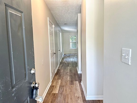 3rd image of 118 Carroll Creek Ln