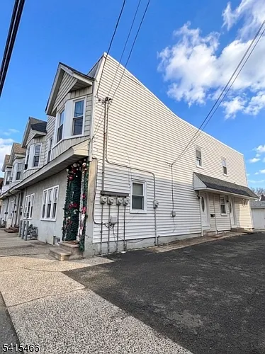 58 S 21st St Photo 1