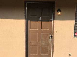 3041 W Caldwell Ave APT B, Visalia, CA 93277