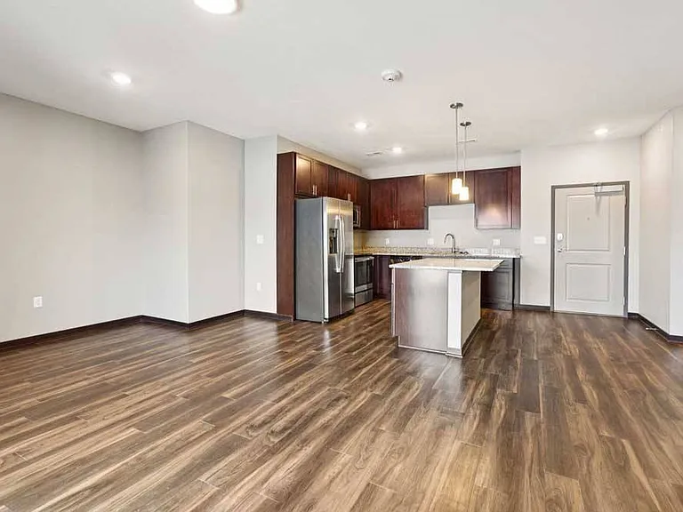 360 at Jordan West — Photo 165