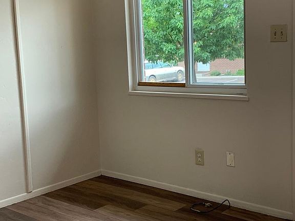 Living room with new floors and fresh paint