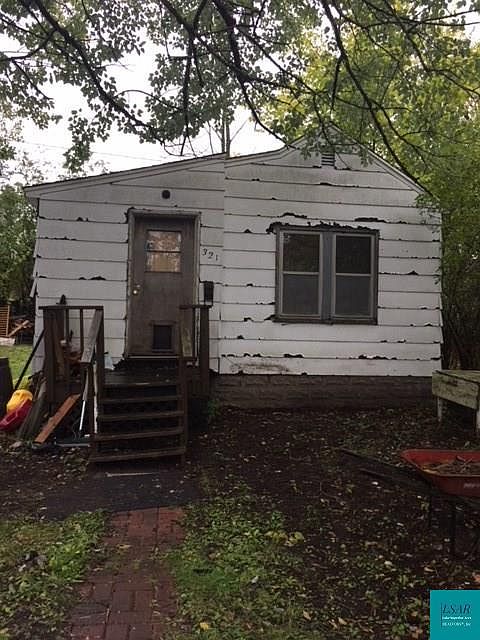 2nd image of 321 14th St