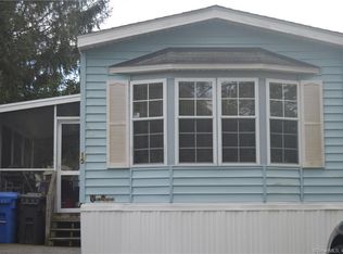 15 Terrace Dr, Plainfield, CT 06374