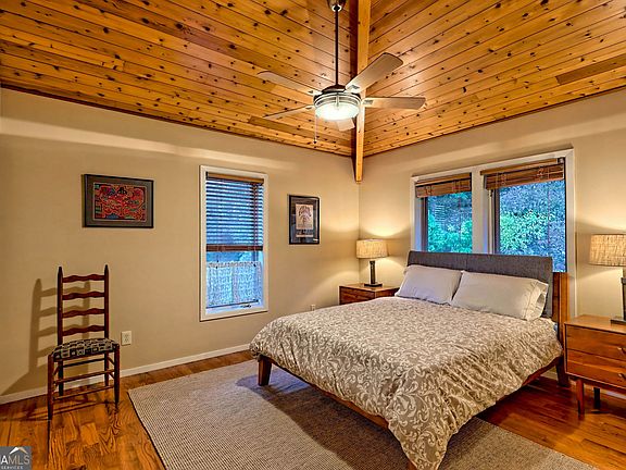 29th image of this home