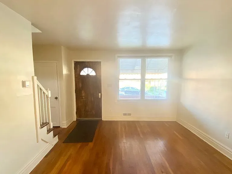 3018 Larue Sq E — Photo 4