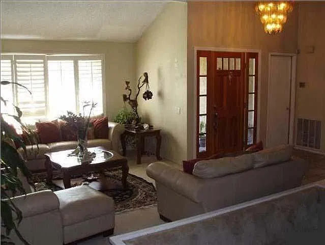 1 bed, 1000 sqft, $1,600 — Photo 4