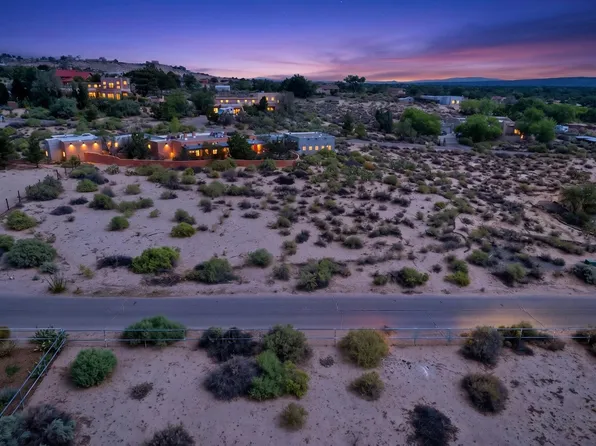 Windsong Ln, Corrales, NM 87048