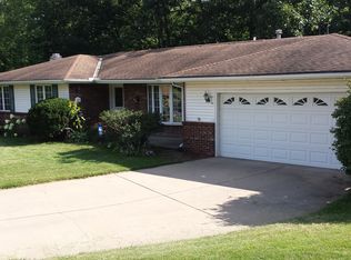 6105 S Navajo Dr, Peoria, IL