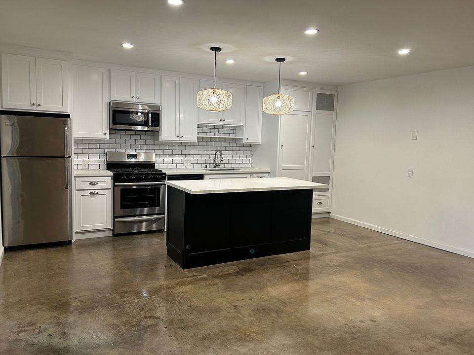 1st image of 1055 5th St APT 4
