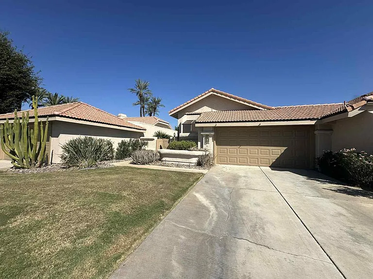 4 Hermosillo Ln — Photo 37