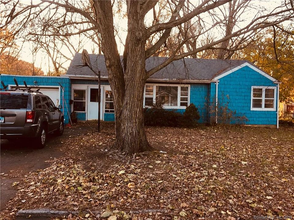 2nd image of 28 Lucille Dr