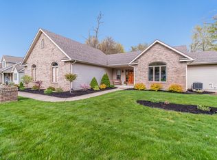 1736 Sandy Cove Dr, Kalamazoo, MI 49048