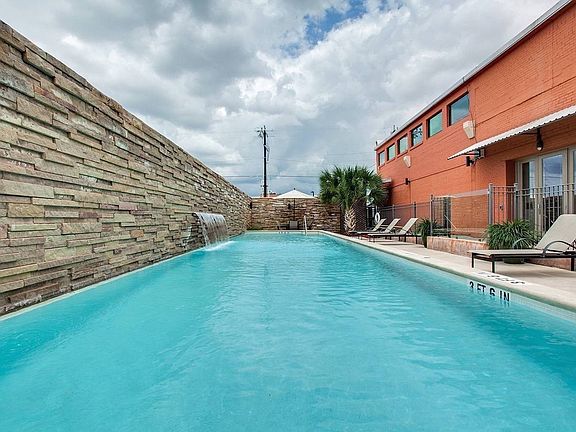 4th image of 1401 S Flores St APT 210