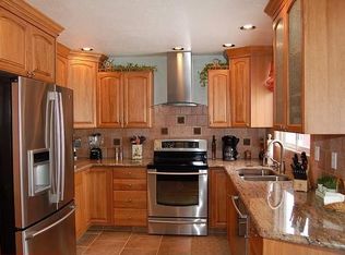 5215 S Pitkin Ct, Centennial, CO 80015