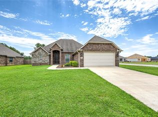 3969 Stonehenge Ave, Springdale, AR 72764