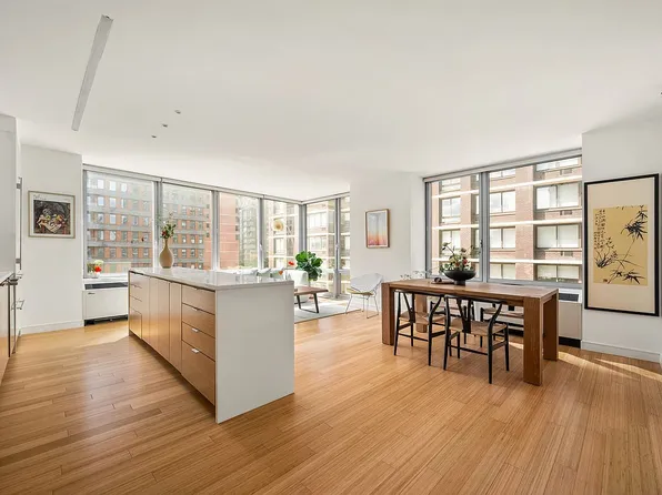 303 E 33rd St #7N, New York, NY 10016