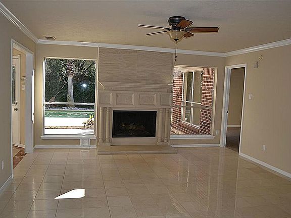 4th image of 18723 Appletree Hill Ln