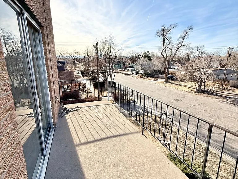 108 Arthur St. — Photo 7