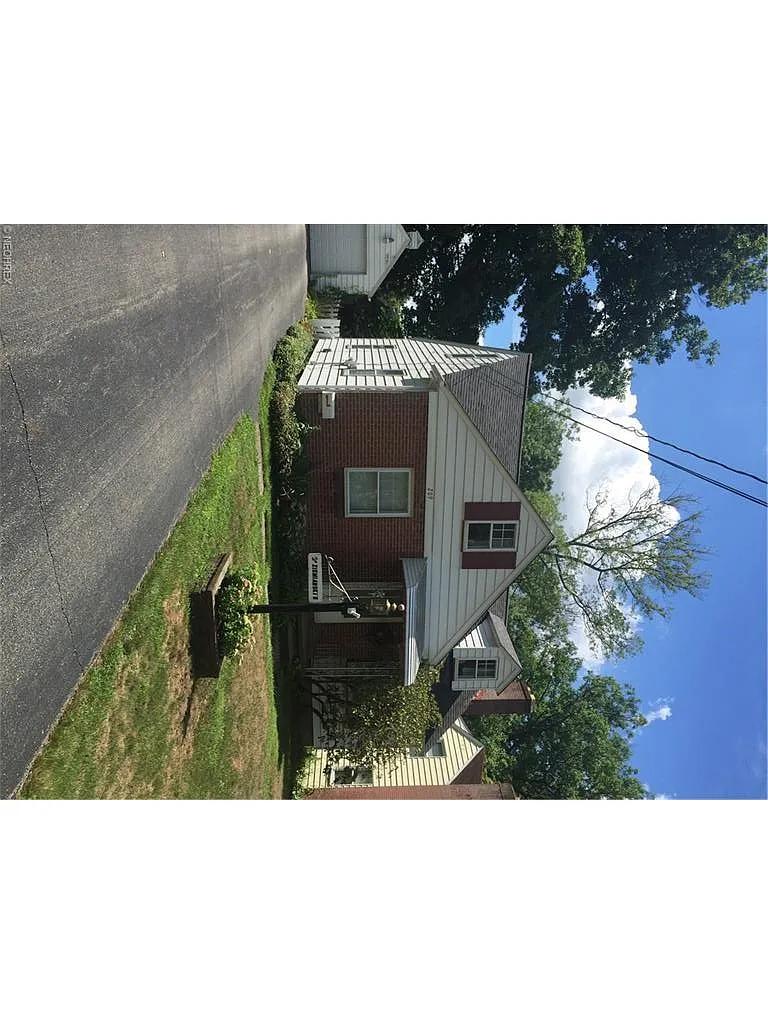 209 Afton Ave photo 1