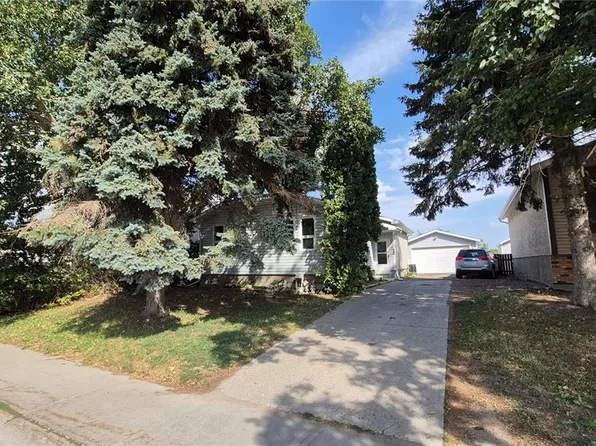 1715 Fleet STREET, Regina, SK S4N 6B4