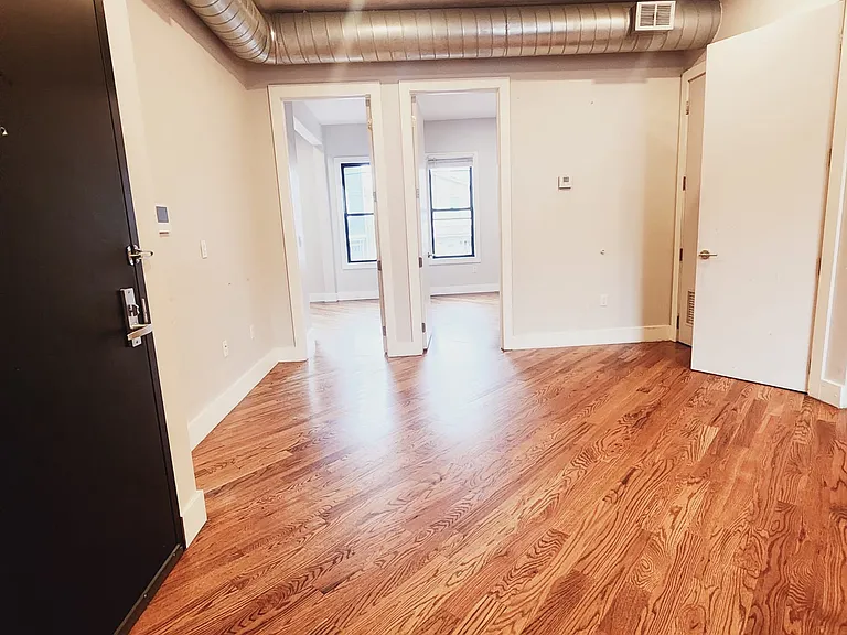 739 Garfield Ave #1C — Photo 6
