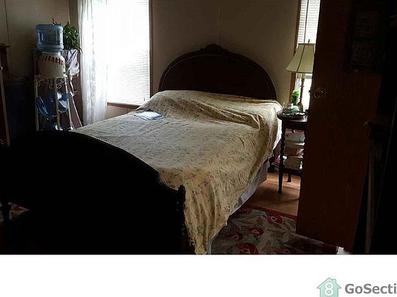 5th image of 60 Hathaway St Trlr 3