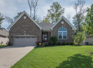 719 Urton Woods Way, Middletown, KY 40243