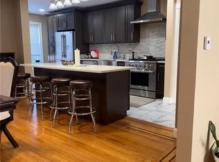 13062 225th St, Springfield Gardens, NY 11413