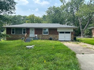 9631 Griffin Dr, Saint Louis, MO 63137