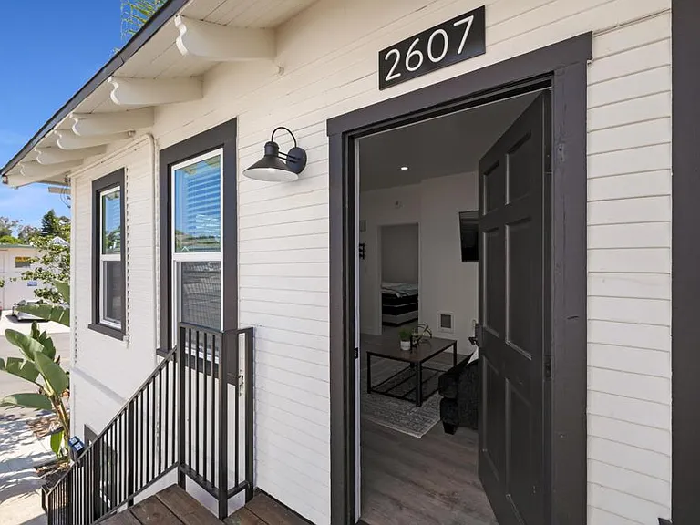 2607 C St — Photo 6