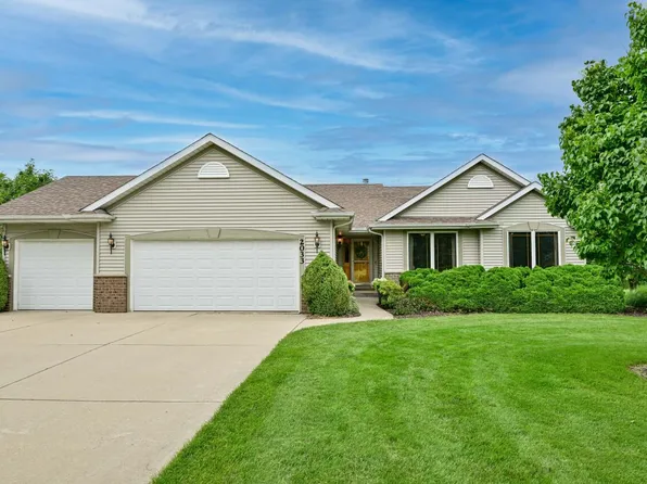 2033 Deer Run DRIVE, Delavan, WI 53115