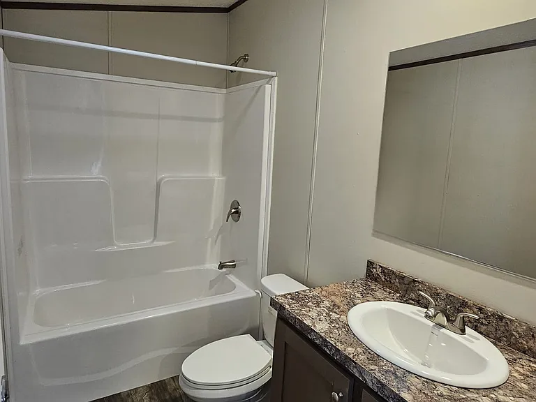 Dogwood MHP — Photo 10