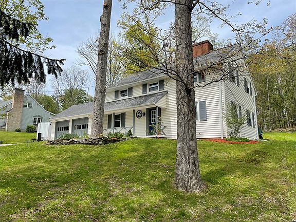 2nd image of 18 Deerfield Dr
