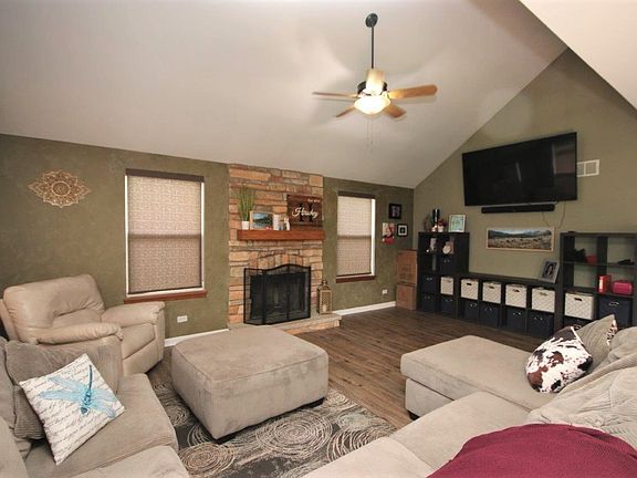 4th image of 11760 Blue Bayou Dr